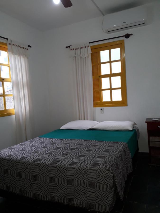 Residencial Colonial Amarelo A 150M Da Praia De Mariscal Aparthotel Bombinhas Εξωτερικό φωτογραφία